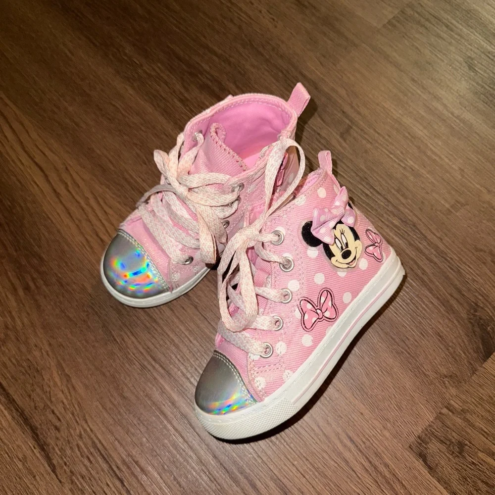 Minnie Mouse High-Top Lace-Up Sneakers (7) - Picture 4 of 6